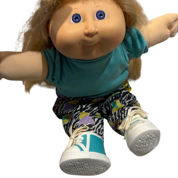 Vintage 1989 Cabbage Patch Kids Doll With Blonde Hair In Teal Top & Zebra Print - Picture 2 of 6